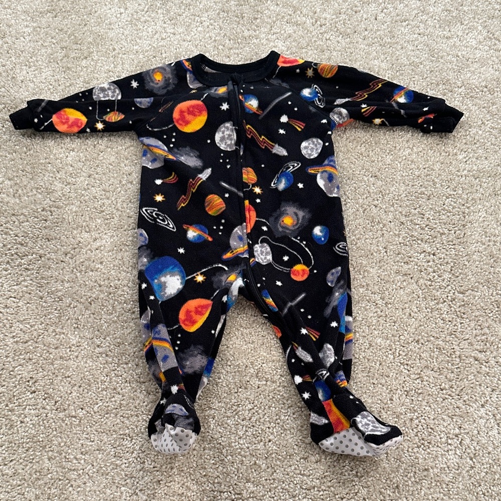 Place Black Space Adventure Kids Footie